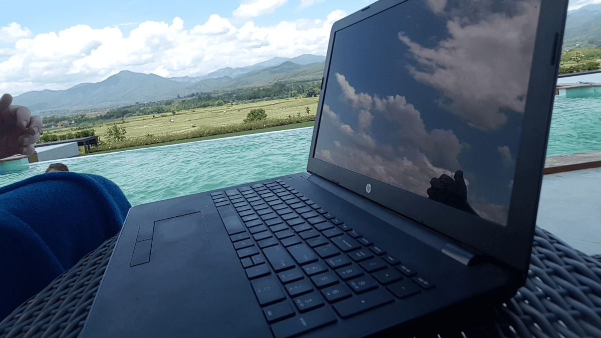 How to Establish & Manage a Scalable Agency With Terng Shing Chen 4 Terng Shing Chen - Workstation