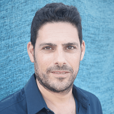 Challenges of Working on a Retainer as Social Media Managers 26 Guy Regev