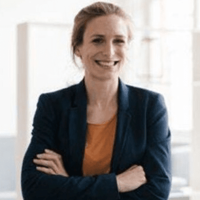 The Twitter API Shift: Assessing the Impact of Paid Tiers on Businesses in the SaaS Industry 12 Eva Decker