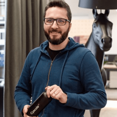 The Twitter API Shift: Assessing the Impact of Paid Tiers on Businesses in the SaaS Industry 14 Ovidiu Cical